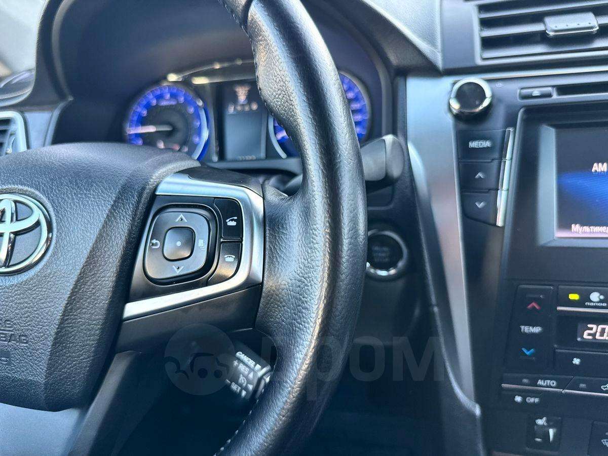Toyota Camry 2015, Camry 2015 бензин 2.5 седан Б/У Омск