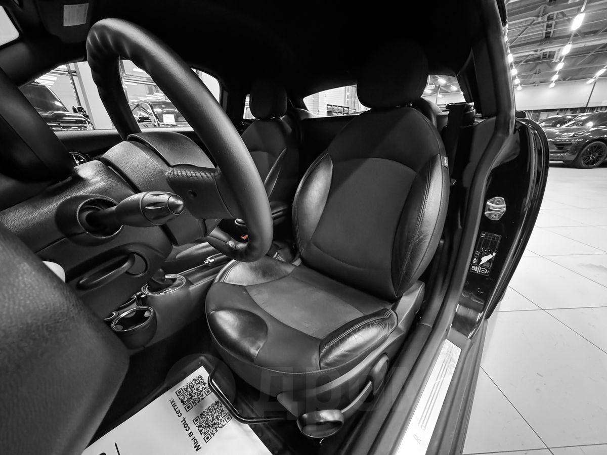 MINI Coupe 2013, Coupe 2013 бензин 1.6 купе Б/У Химки