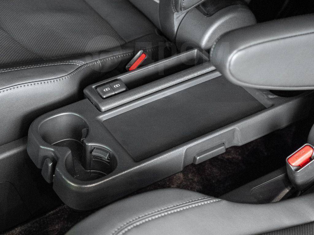 Toyota Sienna 2024, Sienna 2024 2.5 минивэн Б/У Москва