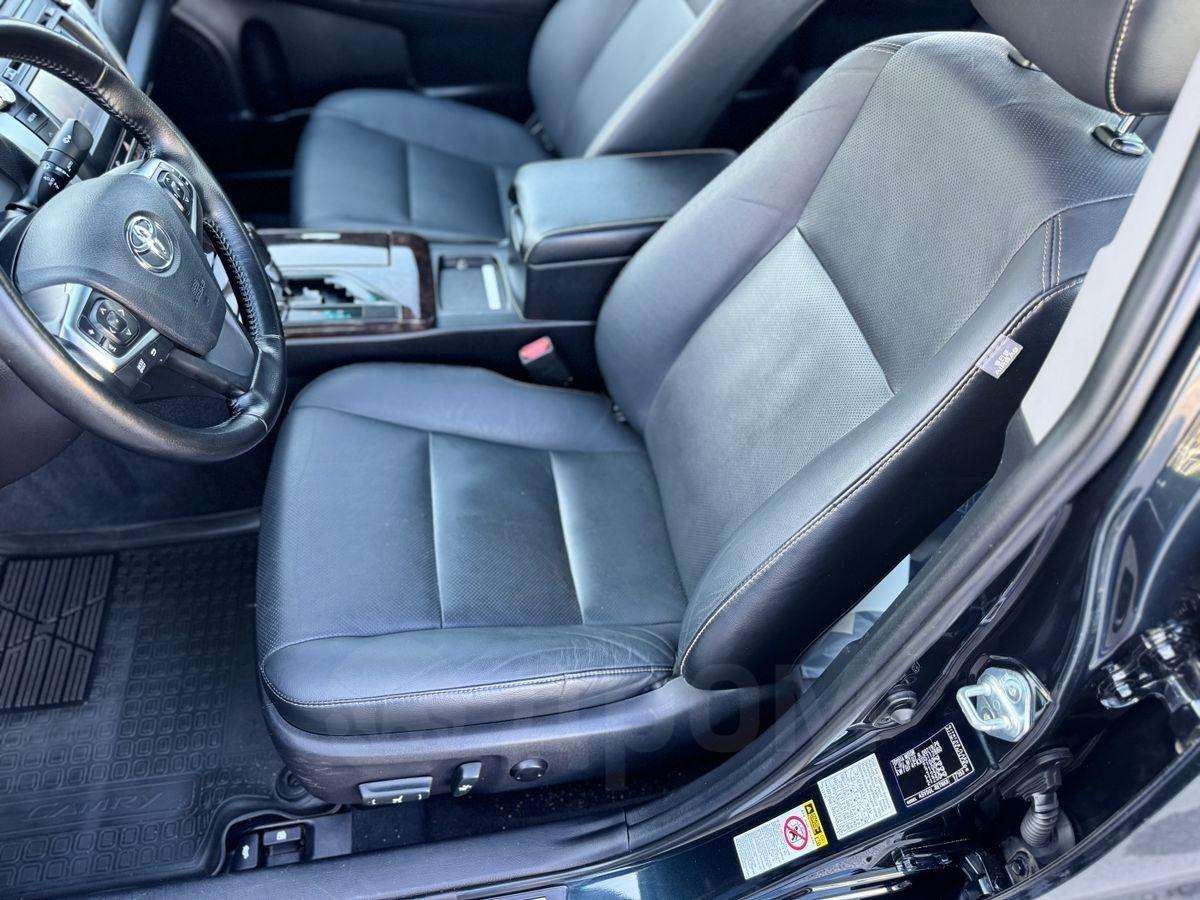 Toyota Camry 2015, Camry 2015 бензин 2.5 седан Б/У Омск