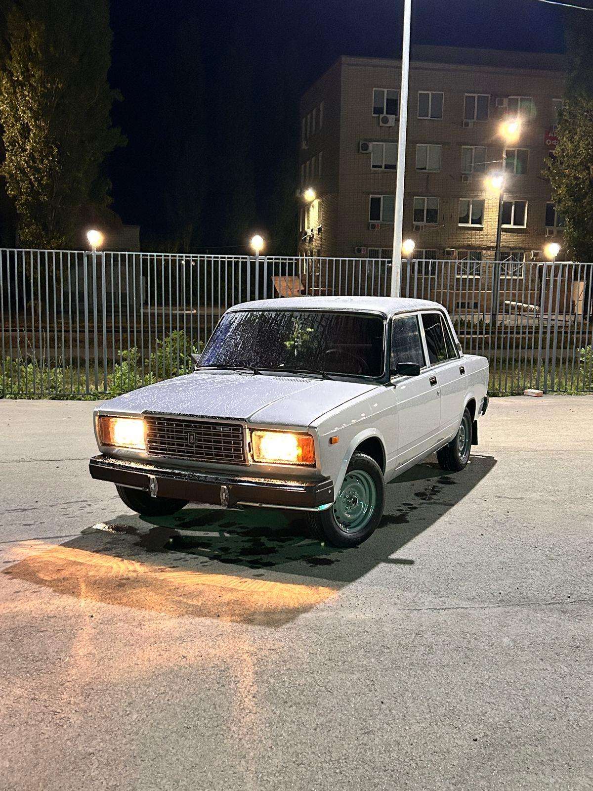 LADA (ВАЗ) 2107 2011, 2107 2011 бензин 1.6 седан Б/У Саратов