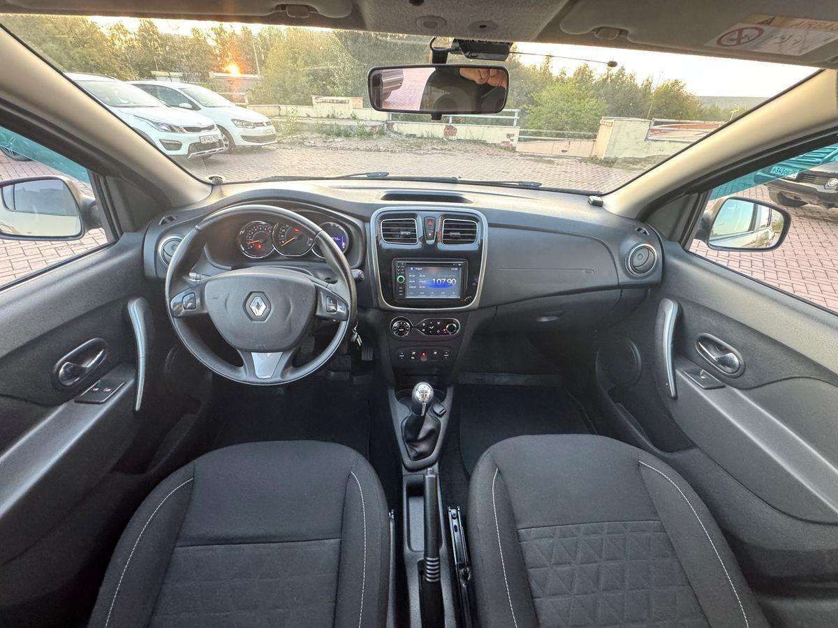 Renault Sandero Stepway 2015, Sandero Stepway 2015 бензин 1.6 хэтчбек Б/У Кемерово