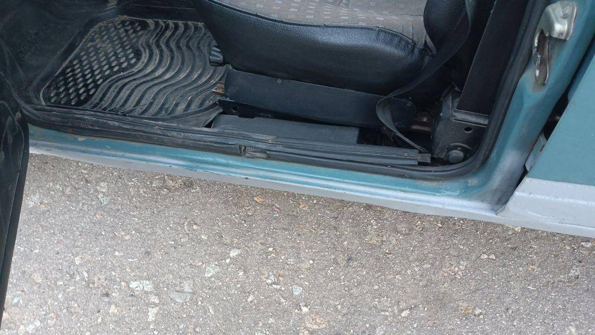 LADA (ВАЗ) 2107 2003, 2107 2003 бензин 1.5 седан Б/У Мурино