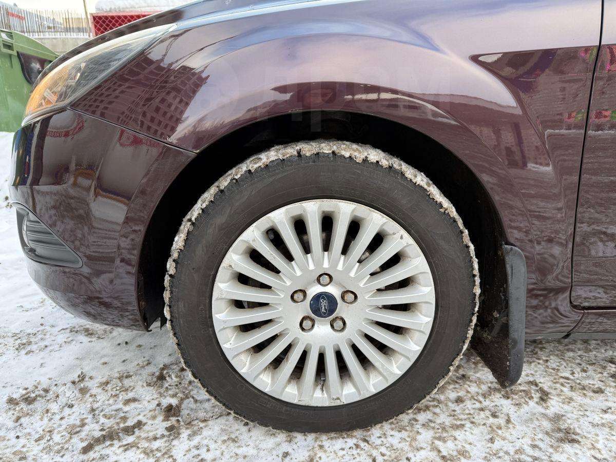 Ford Focus 2010, Focus 2010 бензин 2 хэтчбек Б/У Санкт-Петербург