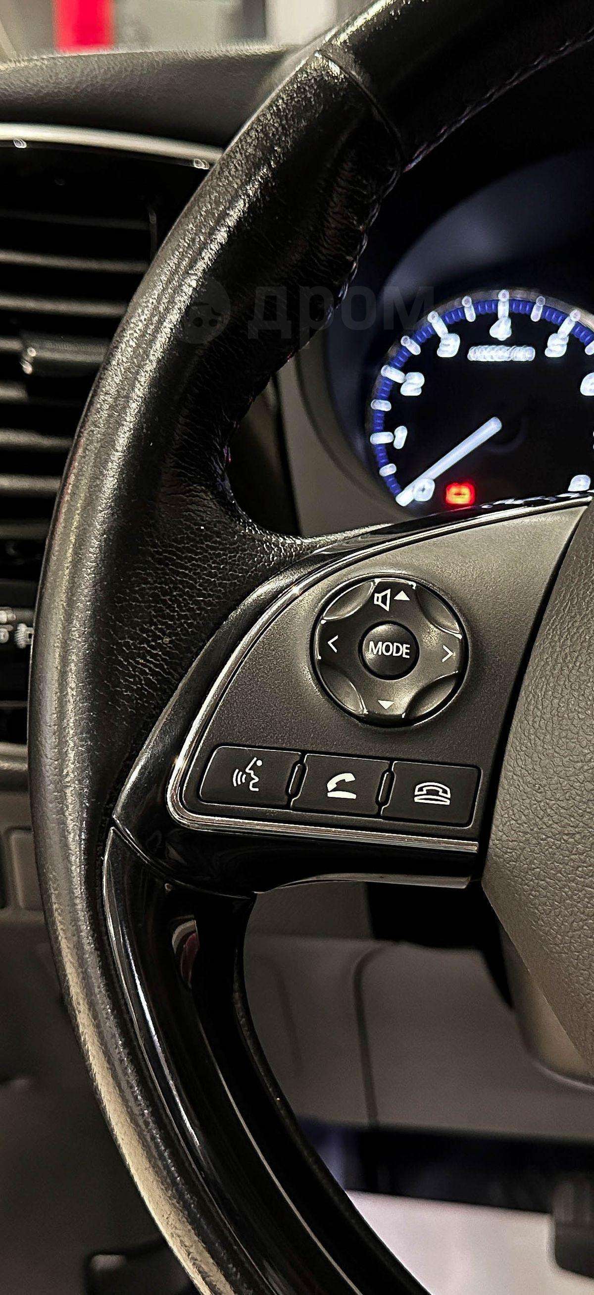 Mitsubishi Outlander 2018, Outlander 2018 бензин 2 внедорожник Б/У Красноярск