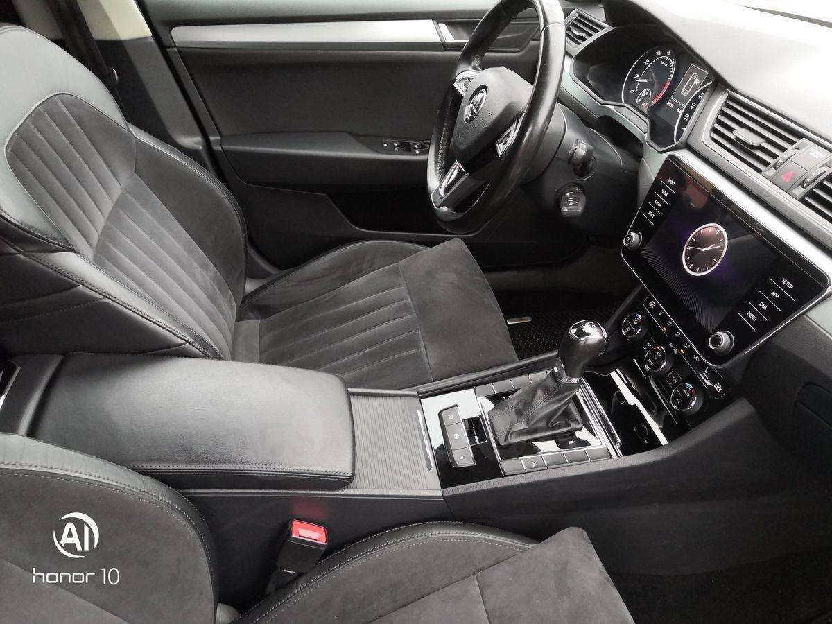 Skoda Superb 2017, Superb 2017 бензин 1.4 лифтбек Б/У Владимир