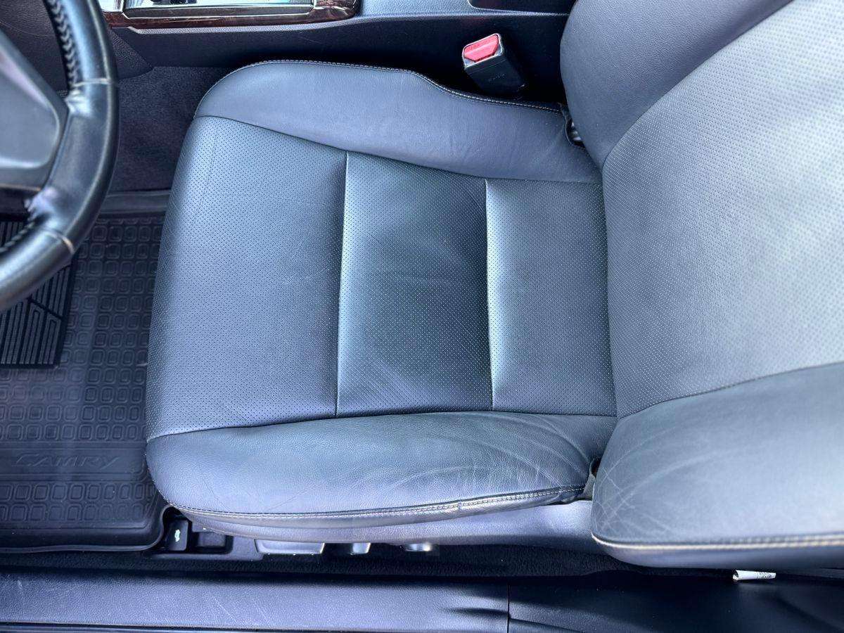 Toyota Camry 2015, Camry 2015 бензин 2.5 седан Б/У Омск