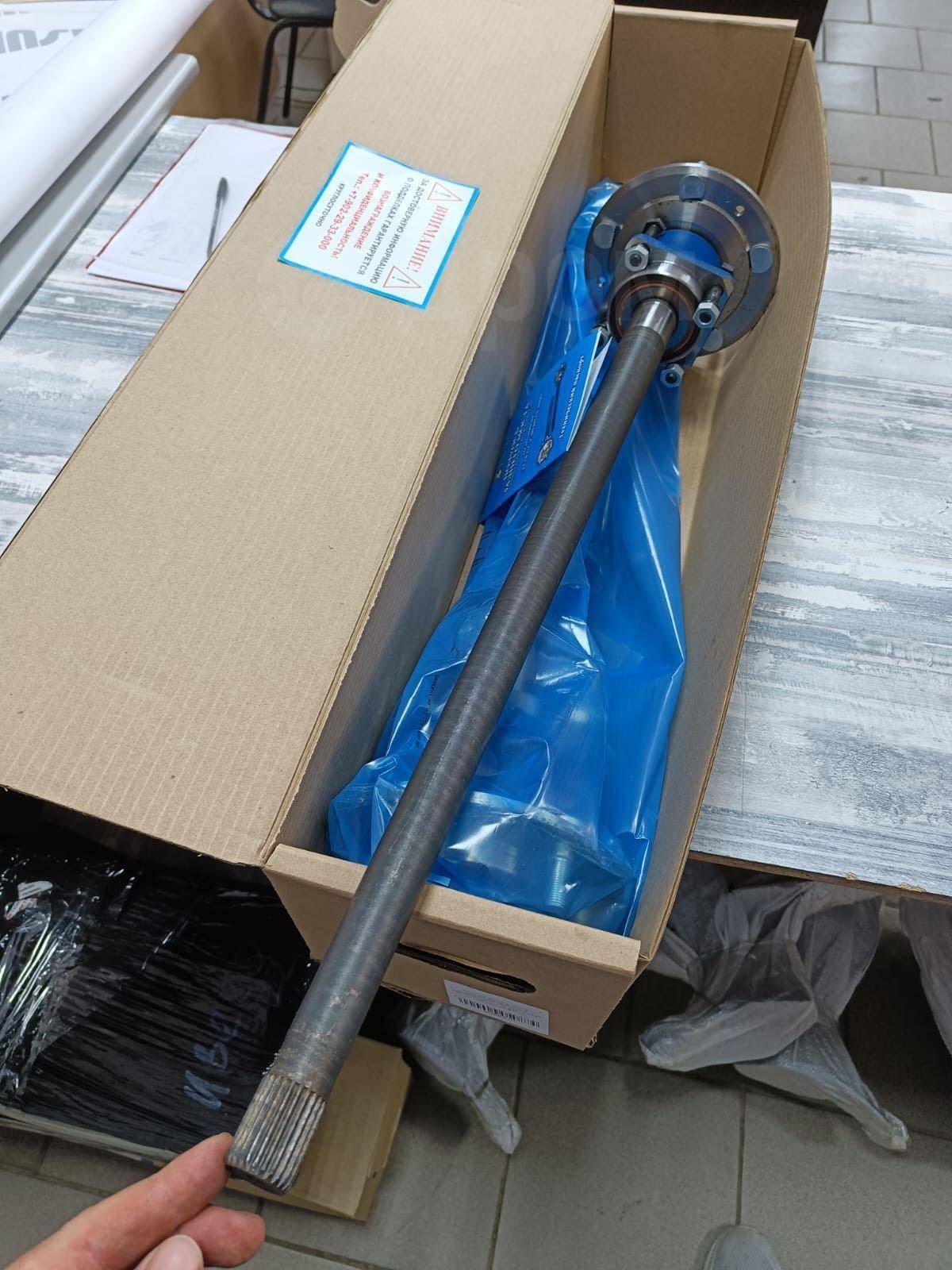 Chevrolet Niva 2004, Niva 2004 бензин 1.7 внедорожник Б/У Барнаул