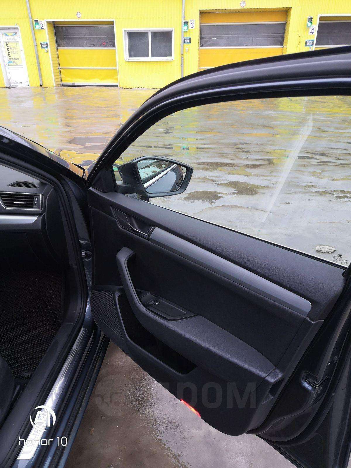 Skoda Superb 2017, Superb 2017 бензин 1.4 лифтбек Б/У Владимир