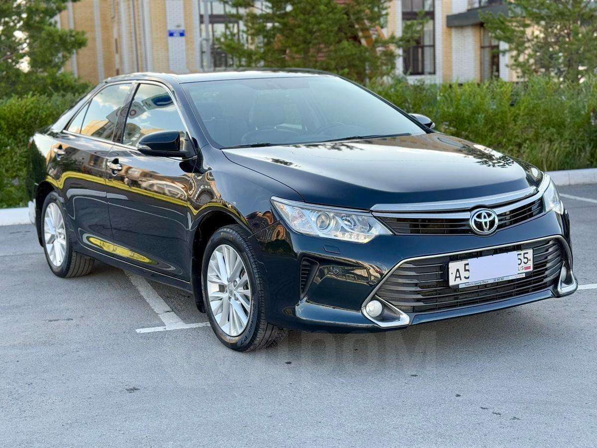 Toyota Camry 2015, Camry 2015 бензин 2.5 седан Б/У Омск