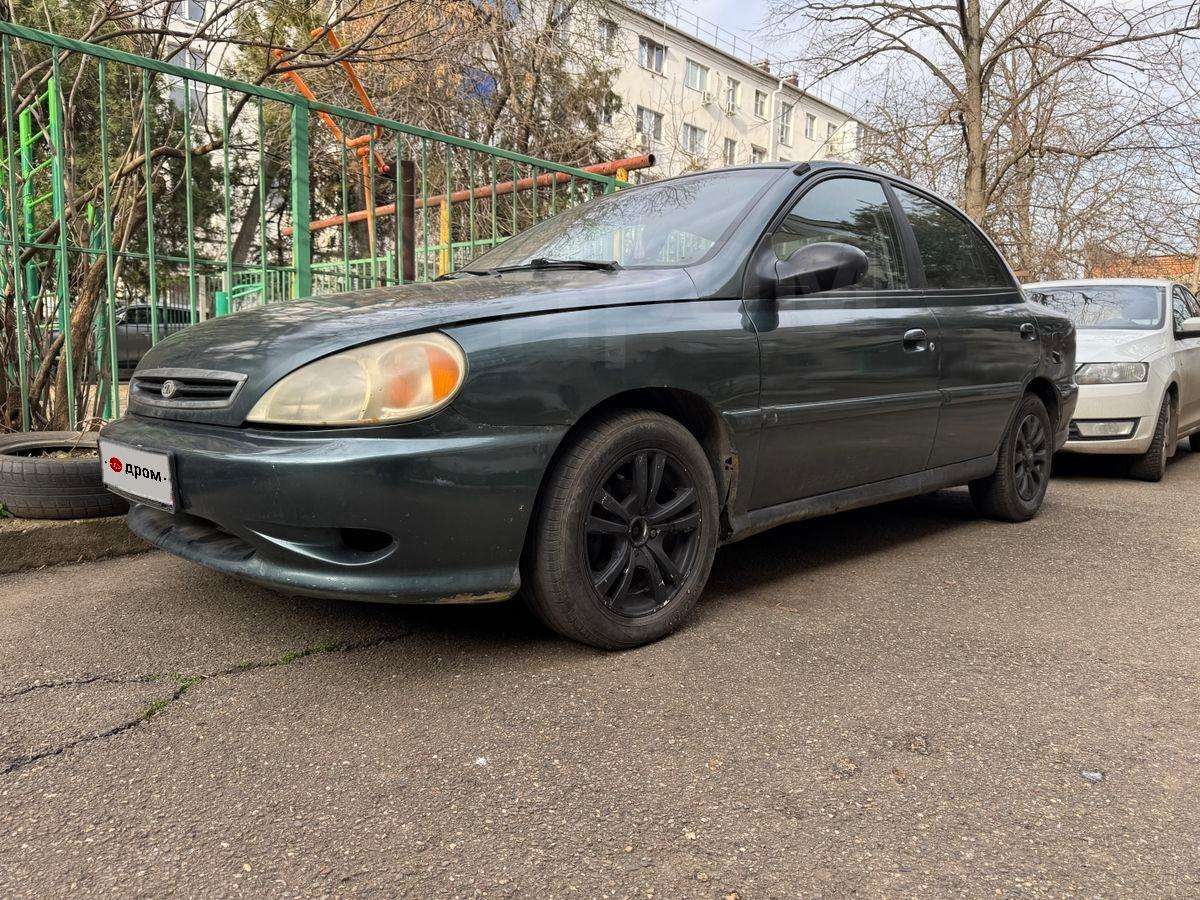 Kia Rio 2000, Rio 2000 бензин 1.5 седан Б/У Краснодар