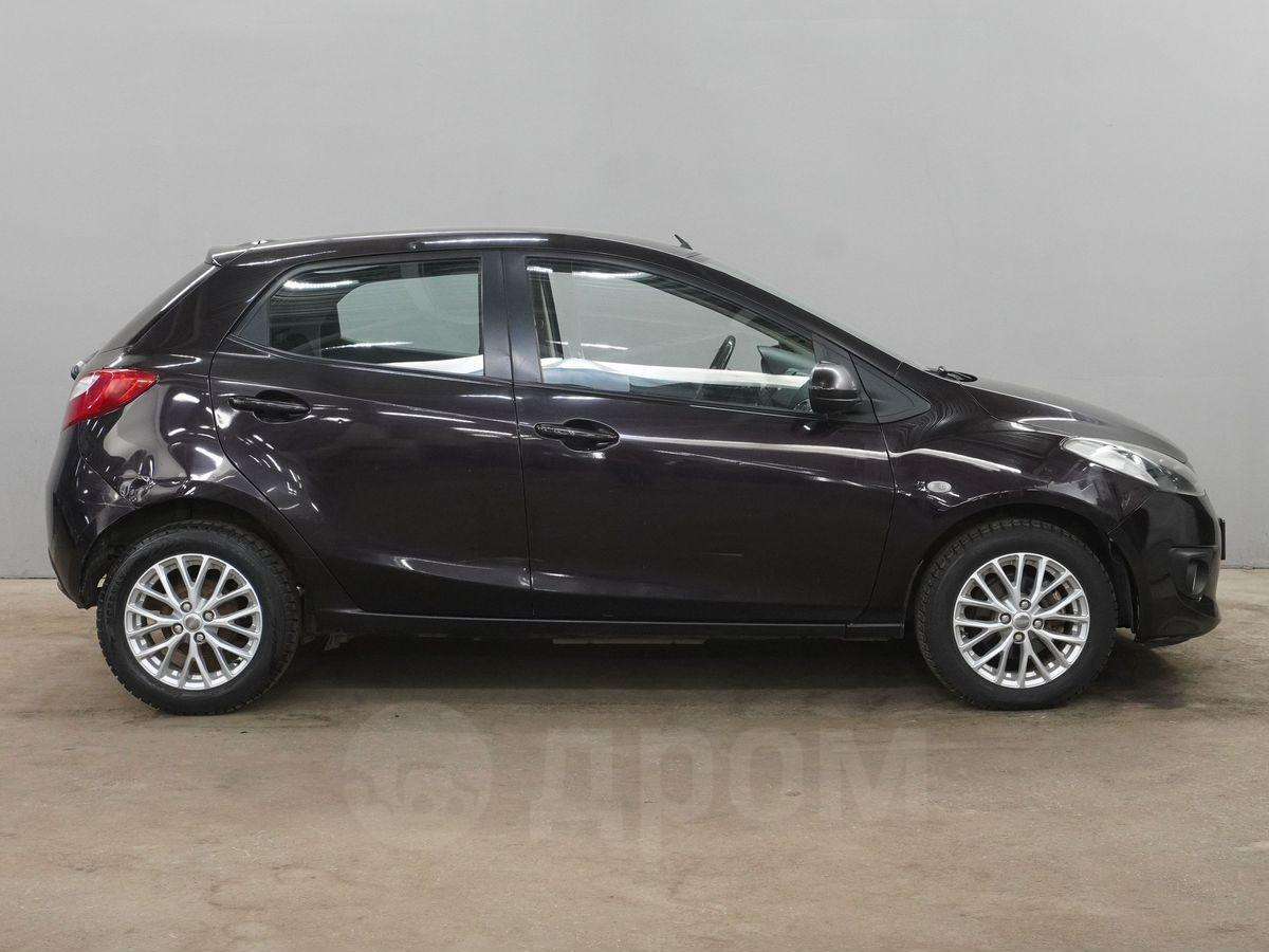 Mazda Mazda2 2008, Mazda2 2008 бензин 1.5 хэтчбек Б/У Москва