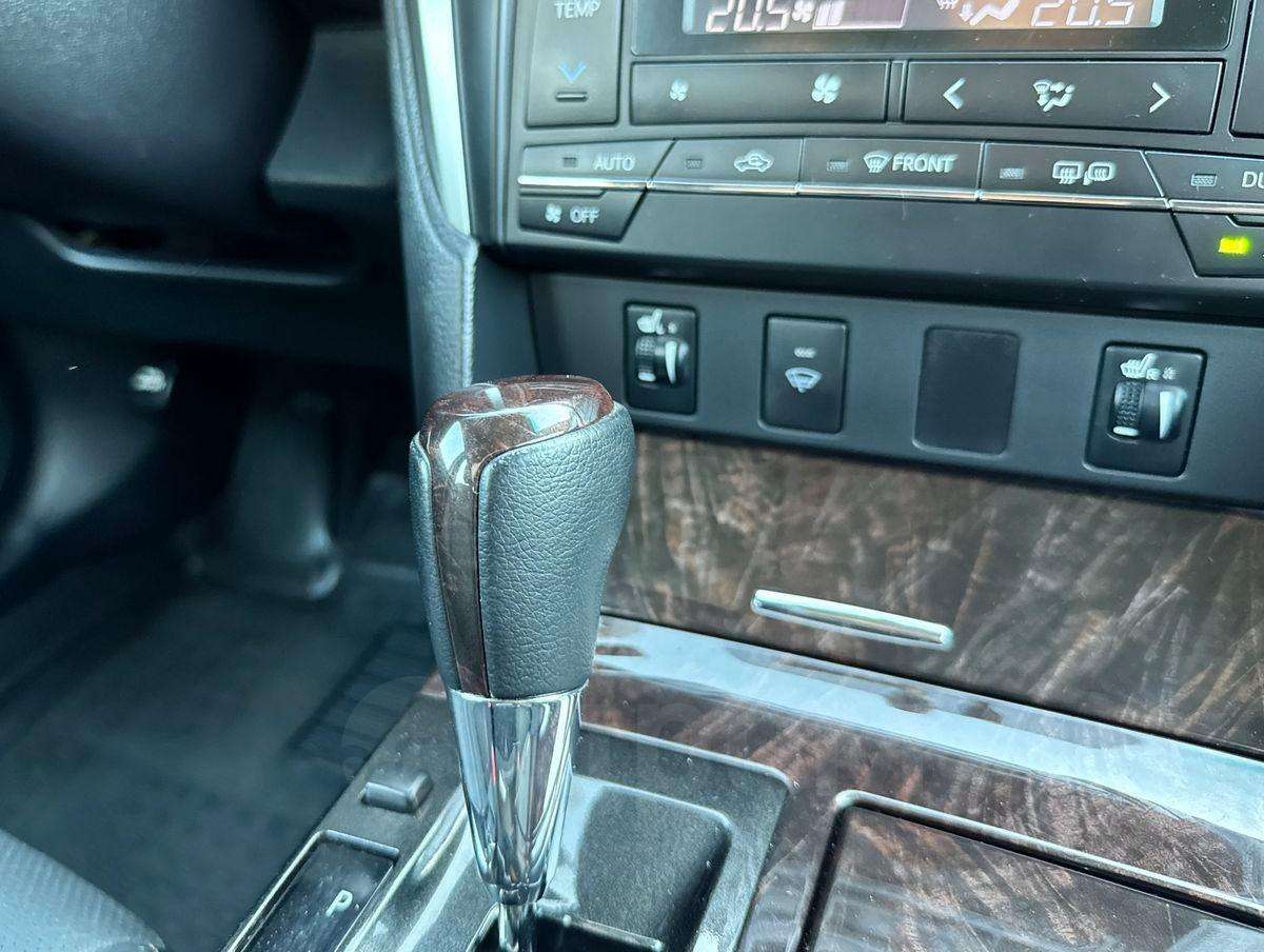 Toyota Camry 2015, Camry 2015 бензин 2.5 седан Б/У Омск