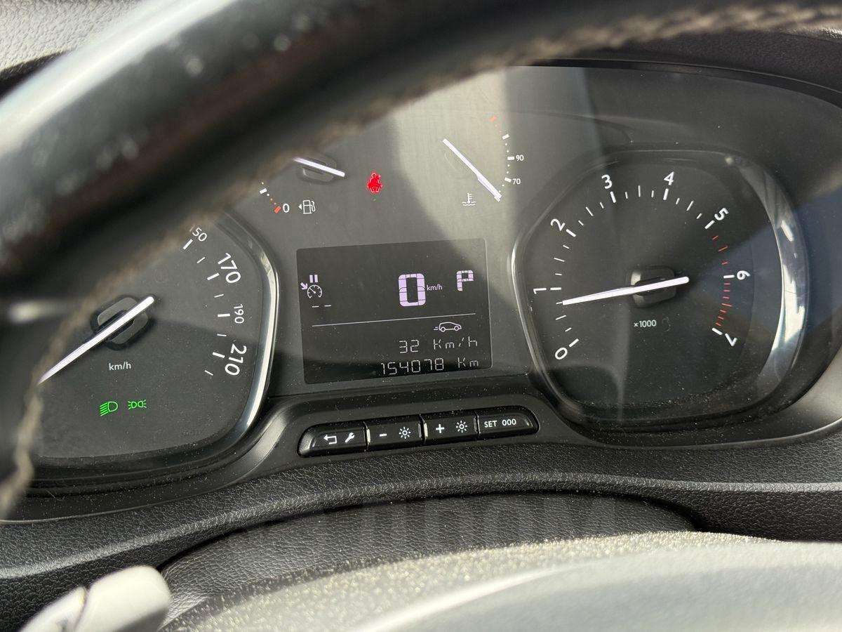 Citroen SpaceTourer 2021, SpaceTourer 2021 дизель 2 минивэн / микроавтобус Б/У Москва