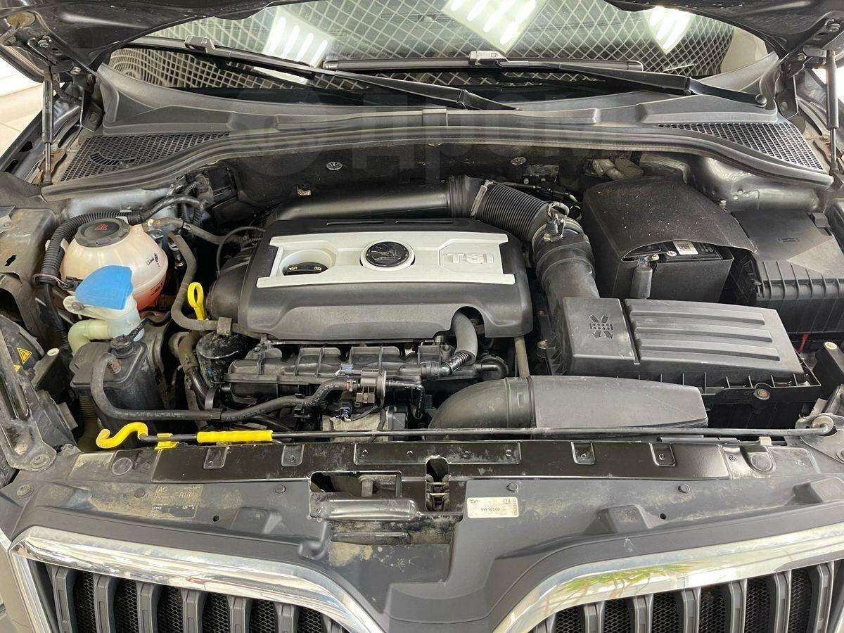 Skoda Yeti 2017, Yeti 2017 бензин 1.8 внедорожник Б/У Москва