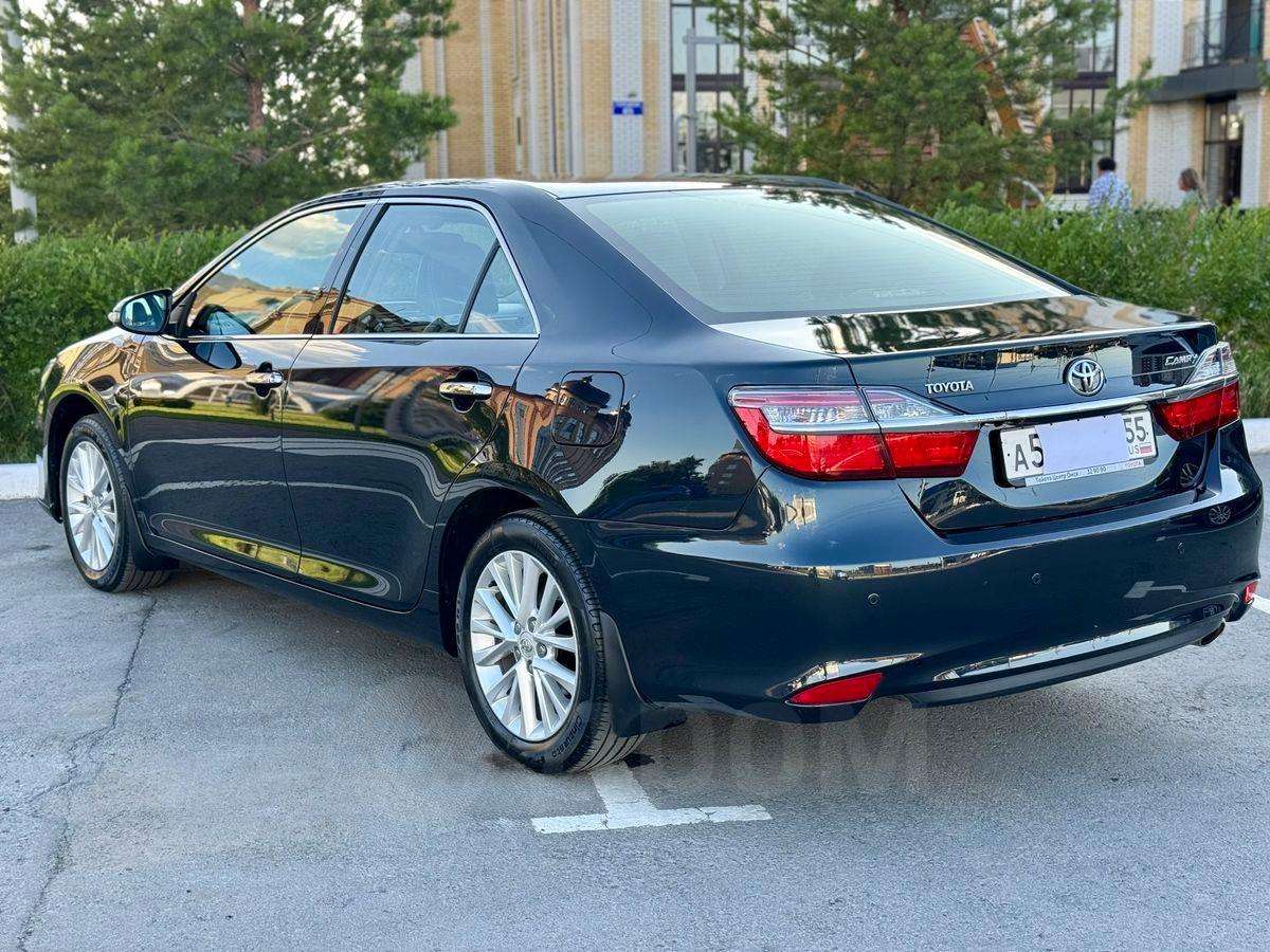 Toyota Camry 2015, Camry 2015 бензин 2.5 седан Б/У Омск