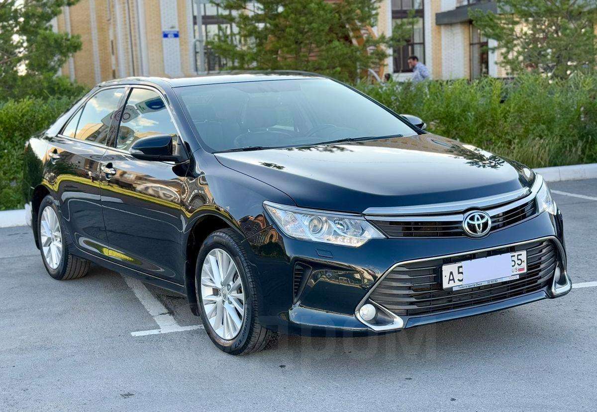 Toyota Camry 2015, Camry 2015 бензин 2.5 седан Б/У Омск