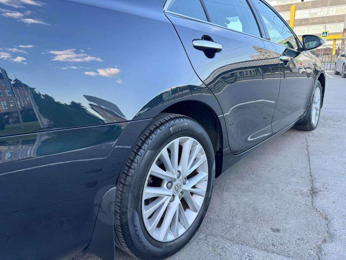 Toyota Camry 2015, Camry 2015 бензин 2.5 седан Б/У Омск