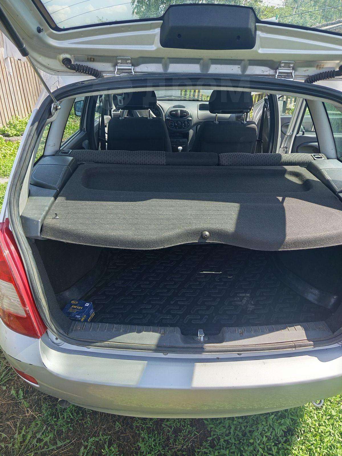 LADA (ВАЗ) Калина 2012, Калина 2012 бензин 1.6 универсал Б/У Хабары