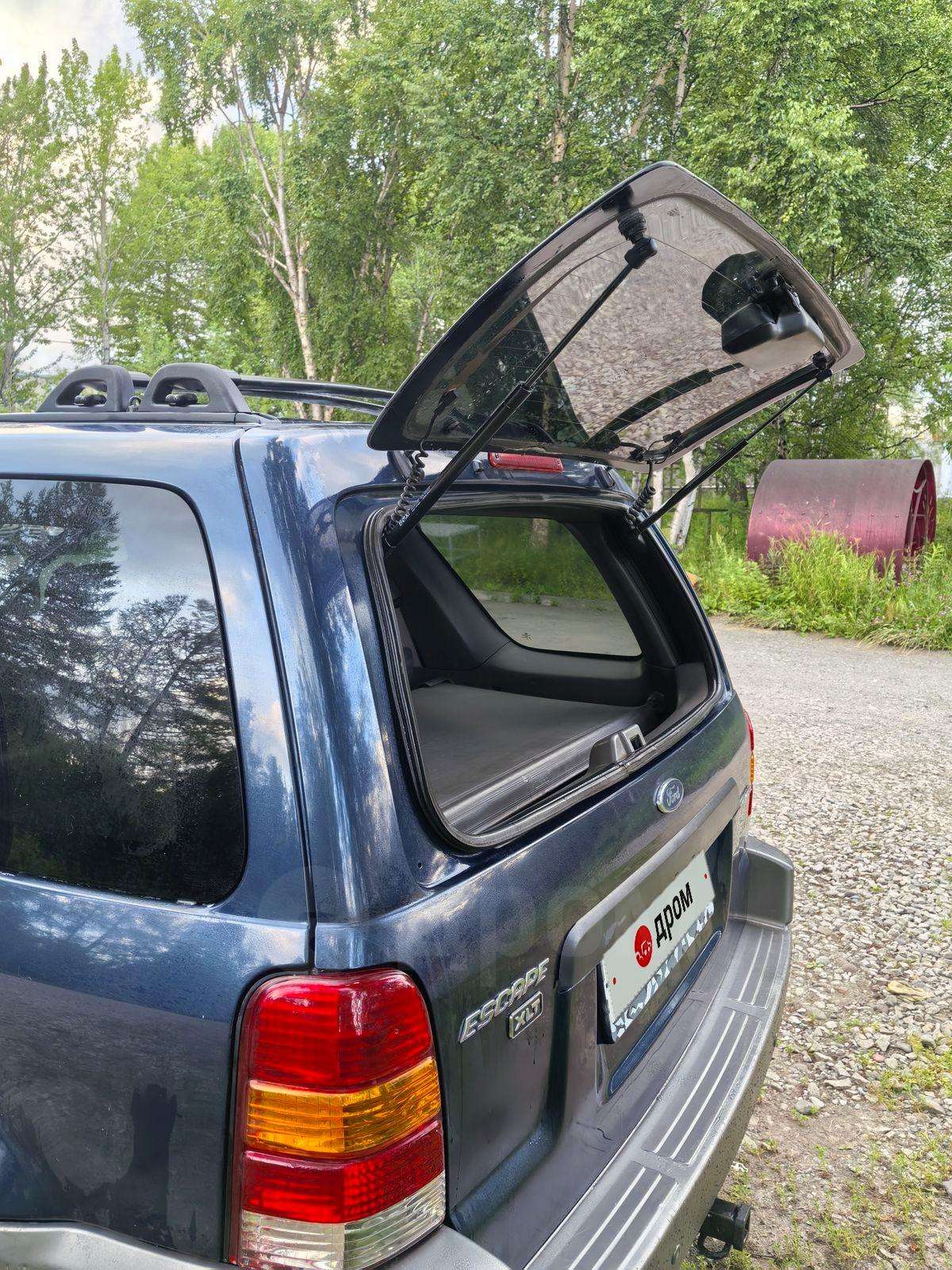 Ford Escape 2002, Escape 2002 бензин 3 внедорожник Б/У Елизово