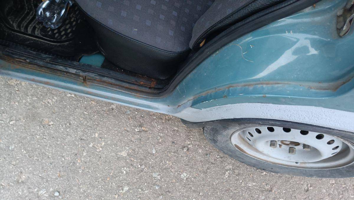 LADA (ВАЗ) 2107 2003, 2107 2003 бензин 1.5 седан Б/У Мурино