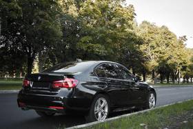 Продам BMW 3-Series 2016 на likvi.com BMW 3-Series 2016, 3-Series 2016 бензин 2 седан Б/У Санкт-Петербург