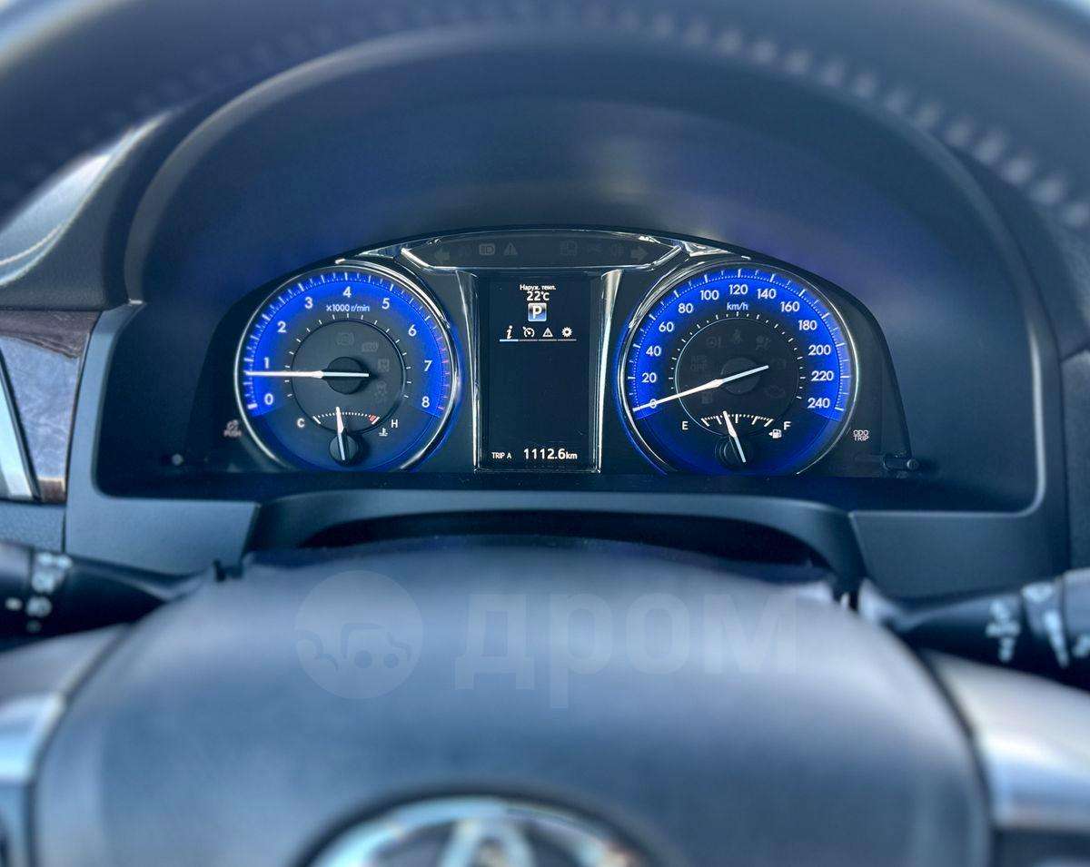 Toyota Camry 2015, Camry 2015 бензин 2.5 седан Б/У Омск