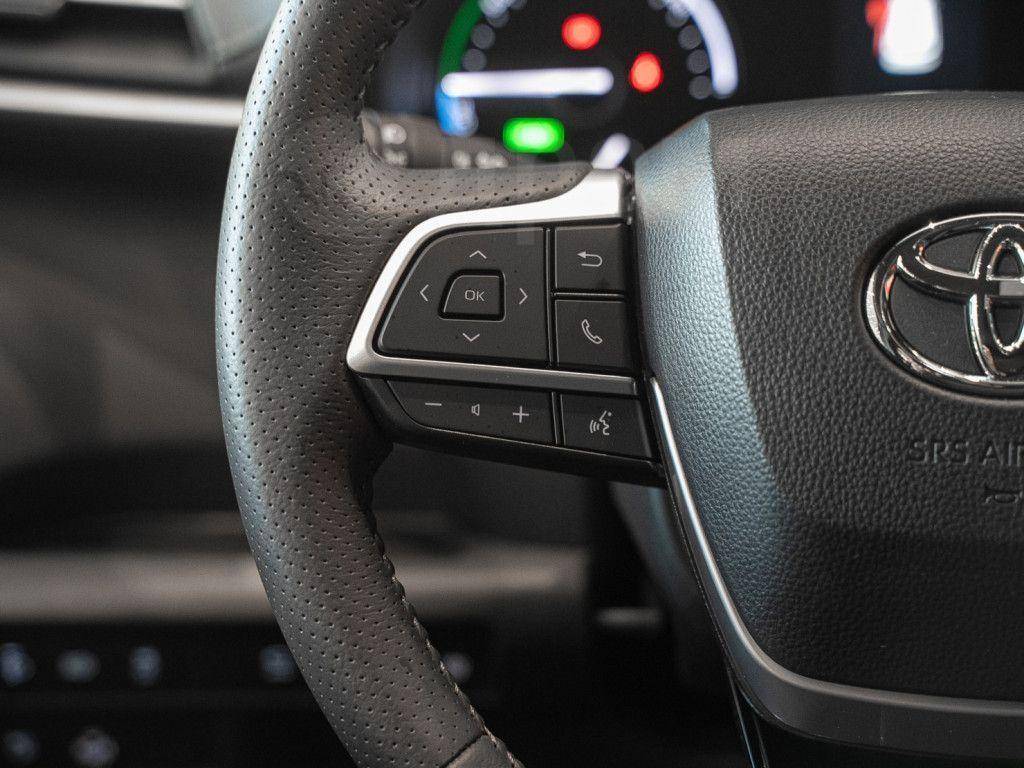 Toyota Sienna 2024, Sienna 2024 2.5 минивэн Б/У Москва