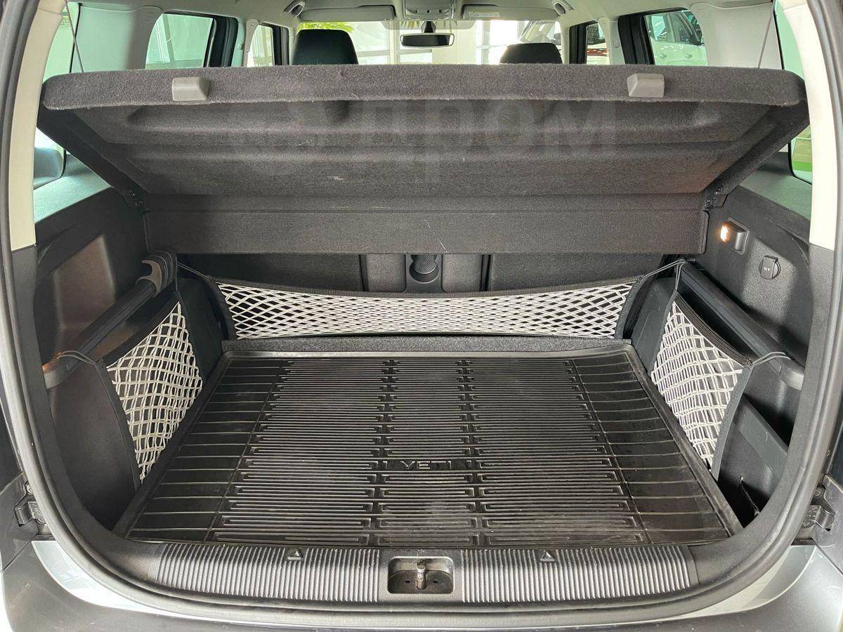 Skoda Yeti 2017, Yeti 2017 бензин 1.8 внедорожник Б/У Москва