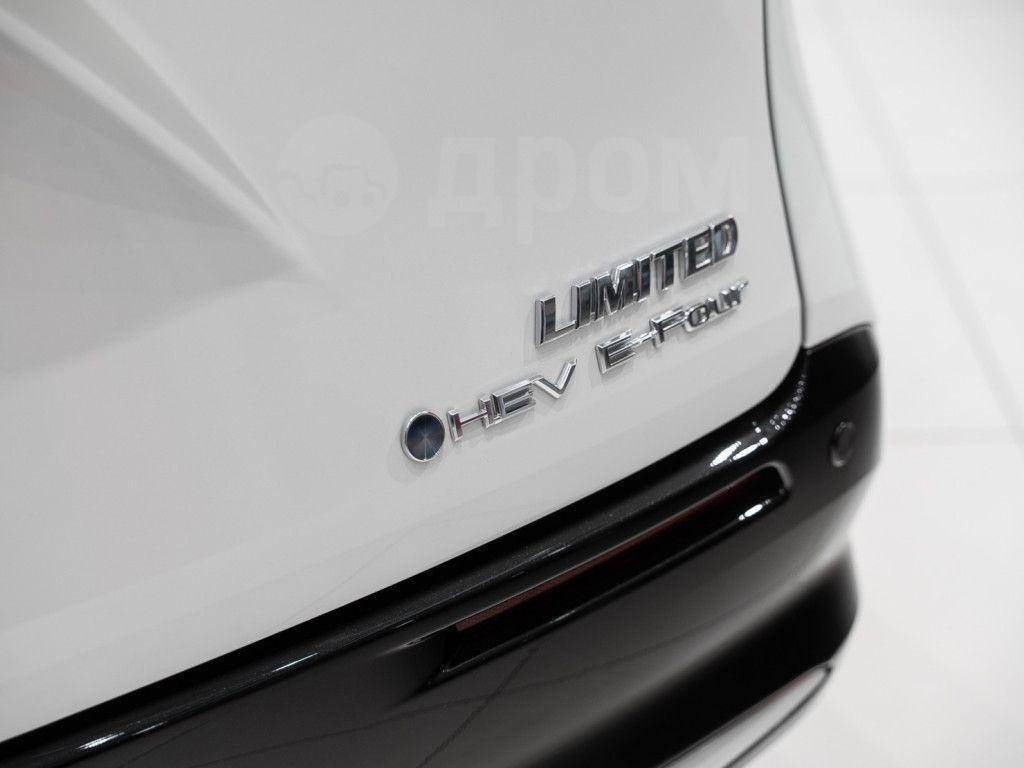 Toyota Sienna 2024, Sienna 2024 2.5 минивэн Б/У Москва