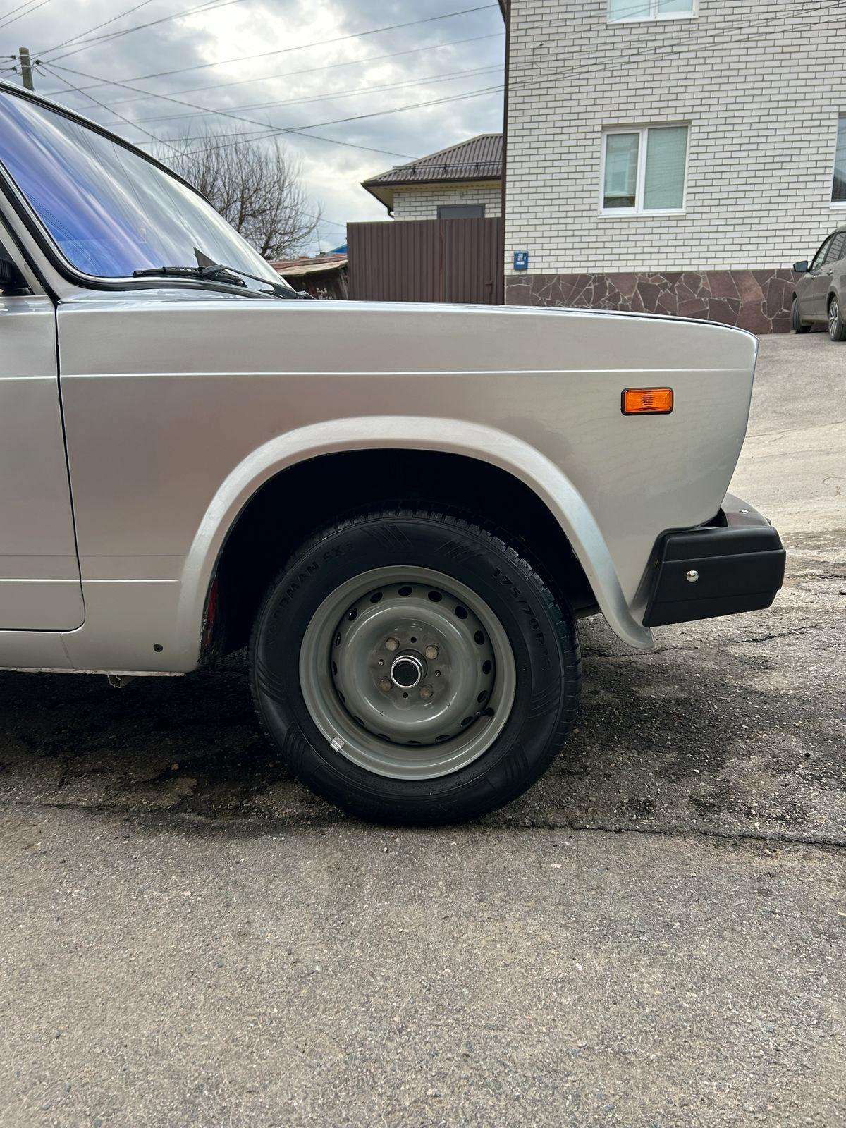 LADA (ВАЗ) 2107 2011, 2107 2011 бензин 1.6 седан Б/У Саратов