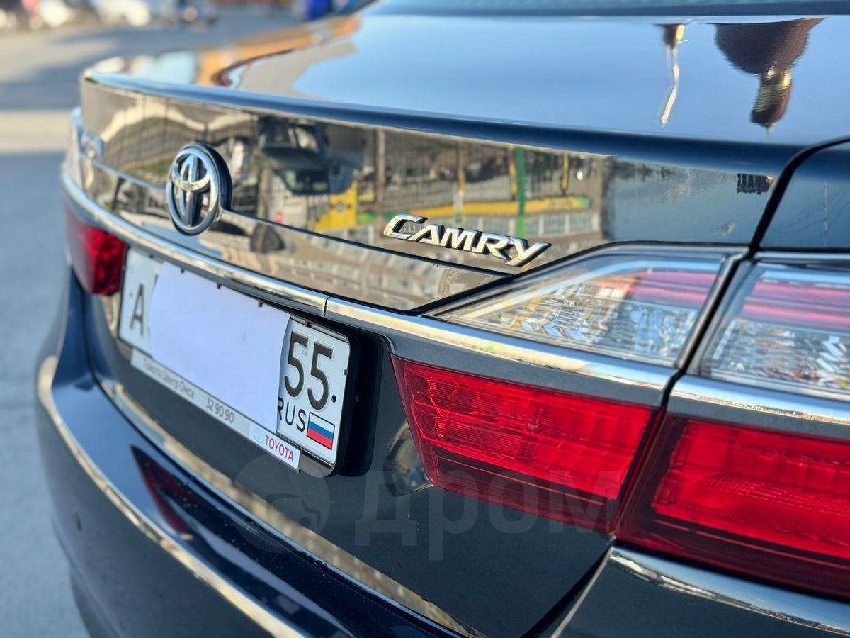 Toyota Camry 2015, Camry 2015 бензин 2.5 седан Б/У Омск
