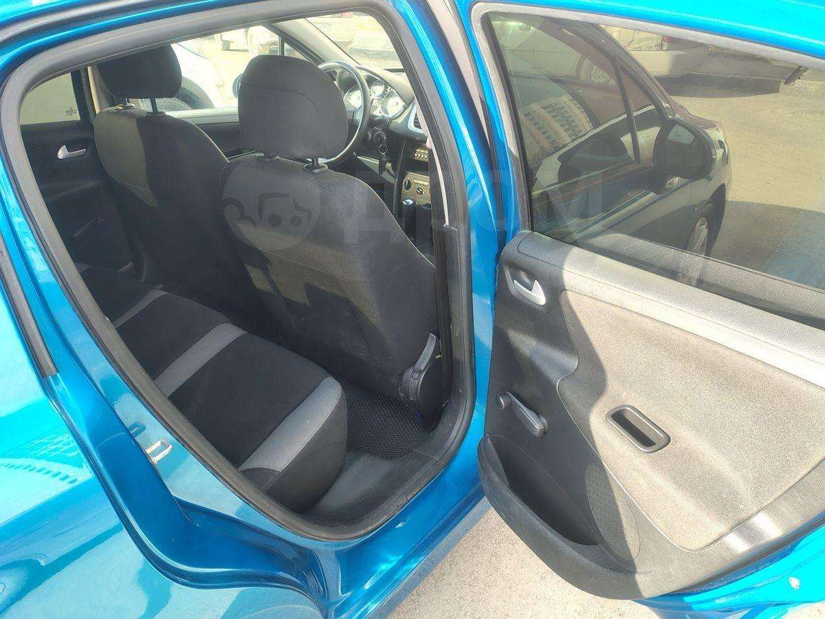 Peugeot 207 2007, 207 2007 бензин 1.6 хэтчбек Б/У Екатеринбург
