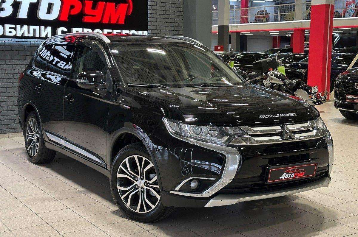 Mitsubishi Outlander 2018, Outlander 2018 бензин 2 внедорожник Б/У Красноярск