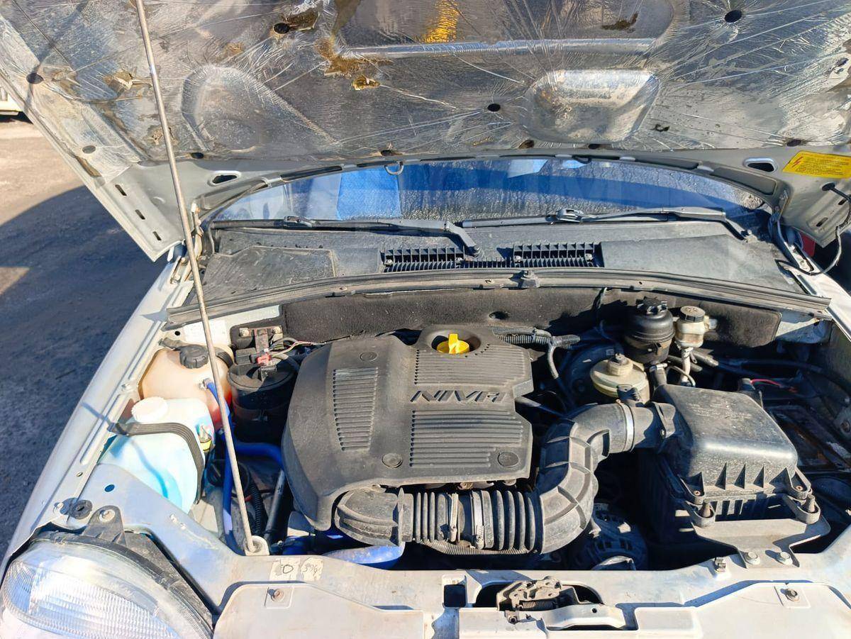 Chevrolet Niva 2004, Niva 2004 бензин 1.7 внедорожник Б/У Барнаул