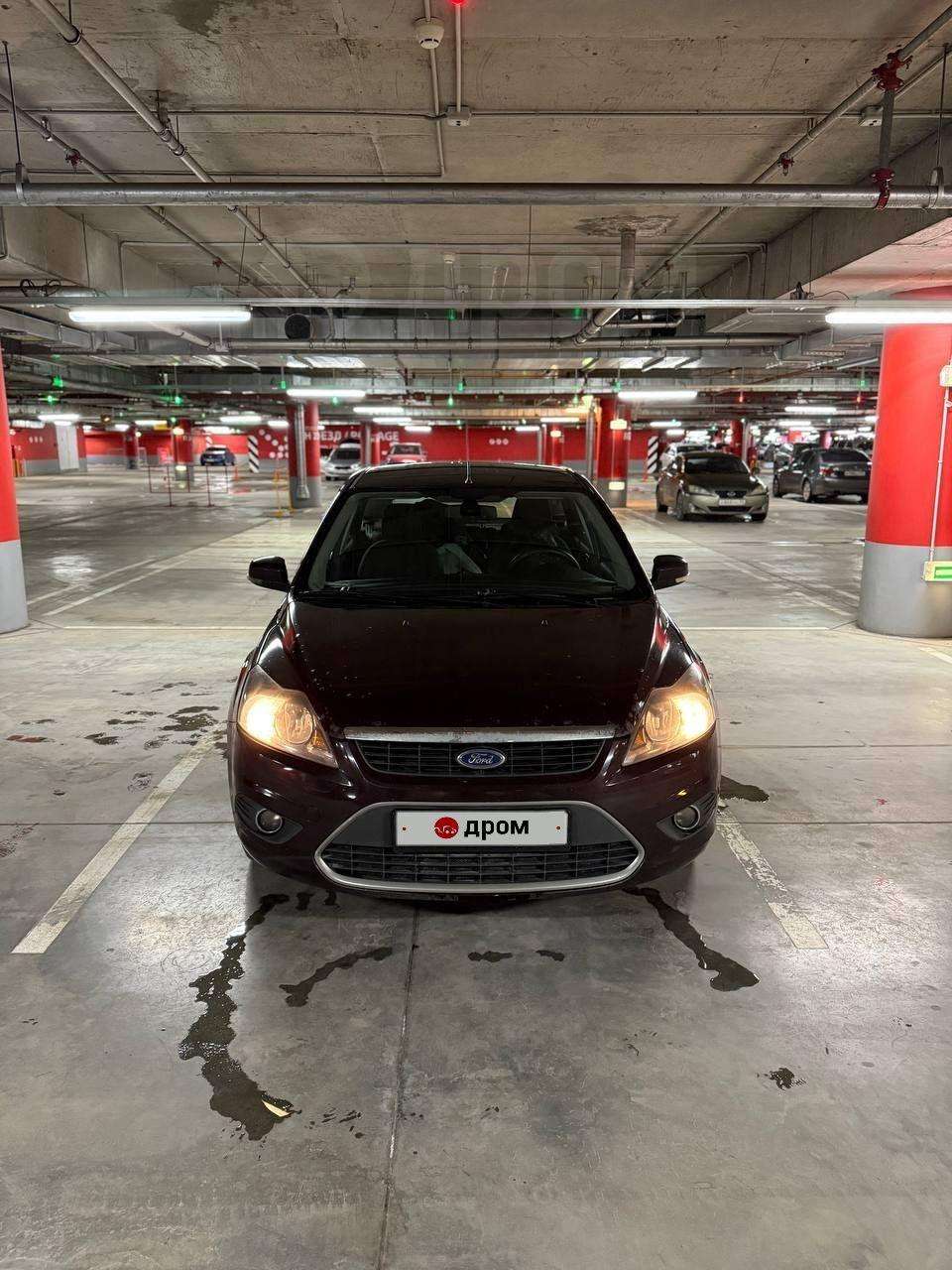 Ford Focus 2010, Focus 2010 бензин 2 хэтчбек Б/У Санкт-Петербург