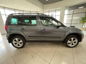 Продам Skoda Yeti 2017 на likvi.com Skoda Yeti 2017, Yeti 2017 бензин 1.8 внедорожник Б/У Москва