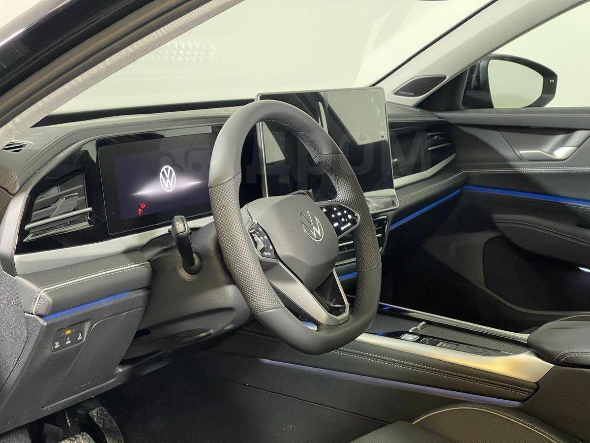 Volkswagen Passat 2024, Passat 2024 бензин 2 седан Б/У Москва