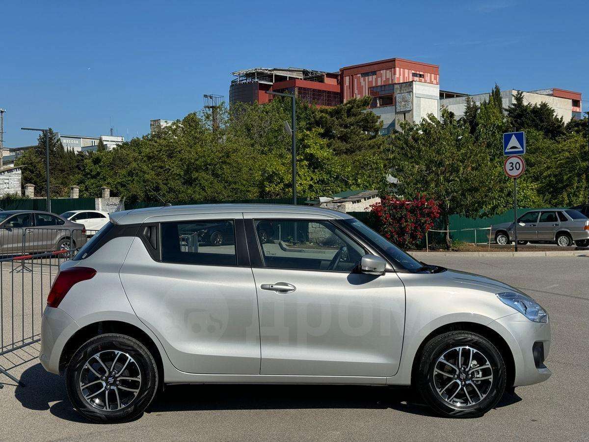 Suzuki Swift 2023, Swift 2023 бензин 1.2 хэтчбек Б/У Севастополь