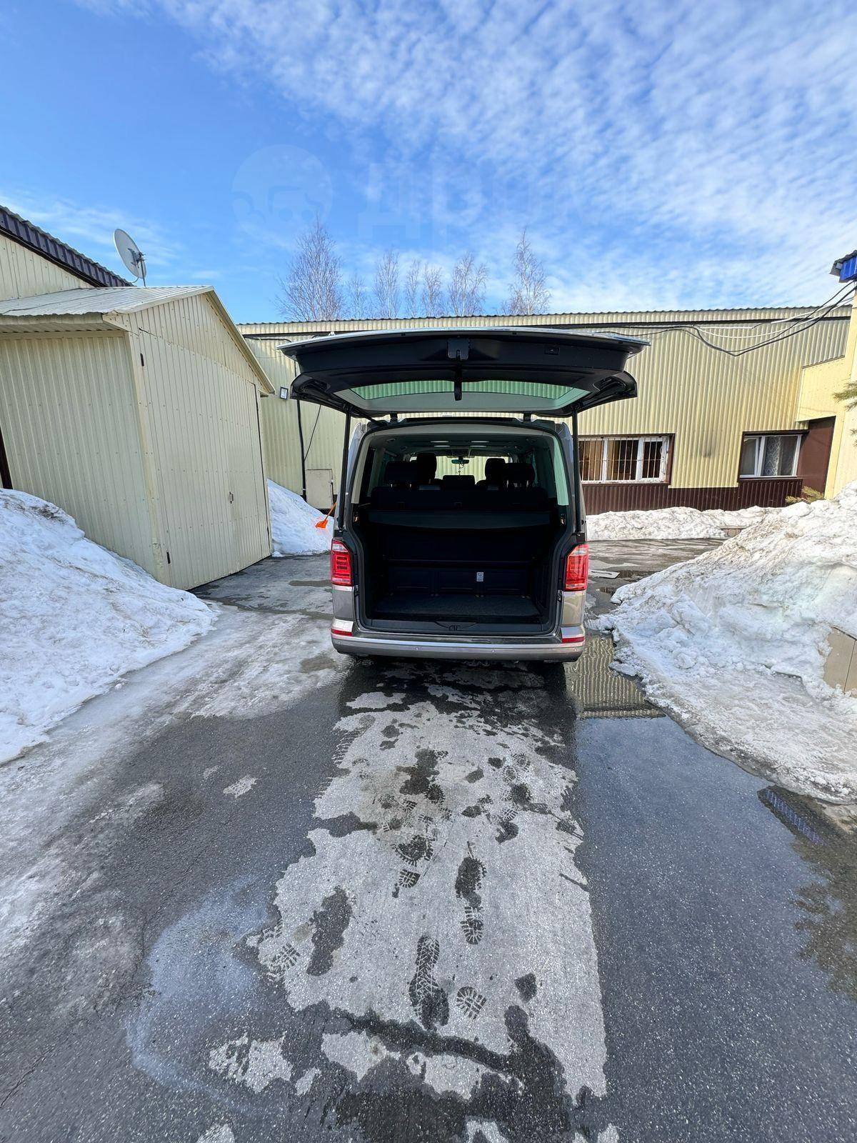 Volkswagen Multivan 2019, Multivan 2019 дизель 2 минивэн / микроавтобус Б/У Сургут