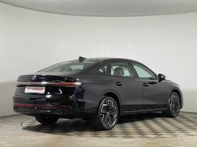 Продам Volkswagen Passat 2024 на likvi.com Volkswagen Passat 2024, Passat 2024 бензин 2 седан Б/У Москва