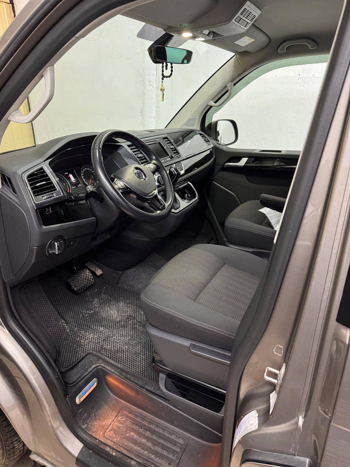 Volkswagen Multivan 2019, Multivan 2019 дизель 2 минивэн / микроавтобус Б/У Сургут