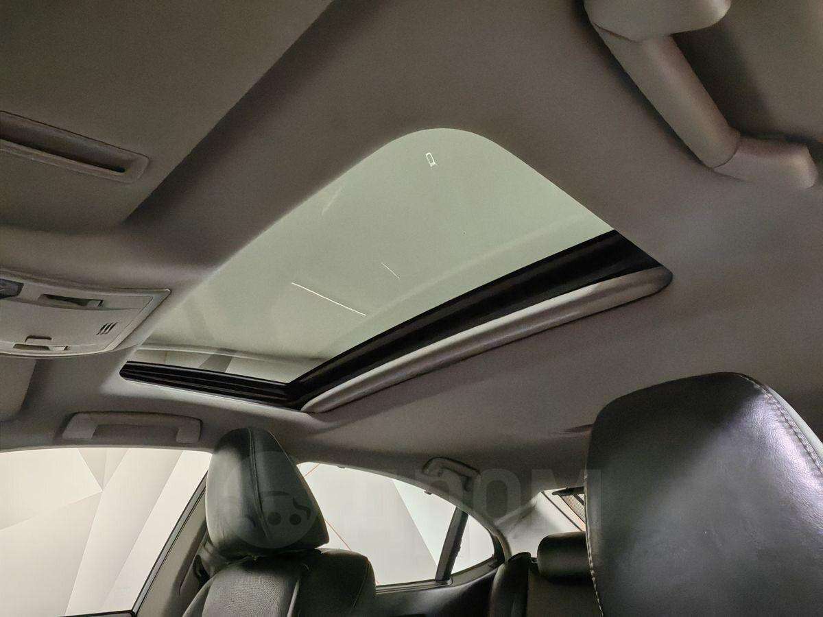 Lexus ES200 2015, ES200 2015 бензин 2 седан Б/У Москва