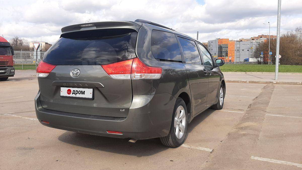 Toyota Sienna 2011, Sienna 2011 бензин 3.5 минивэн / микроавтобус Б/У Балашиха