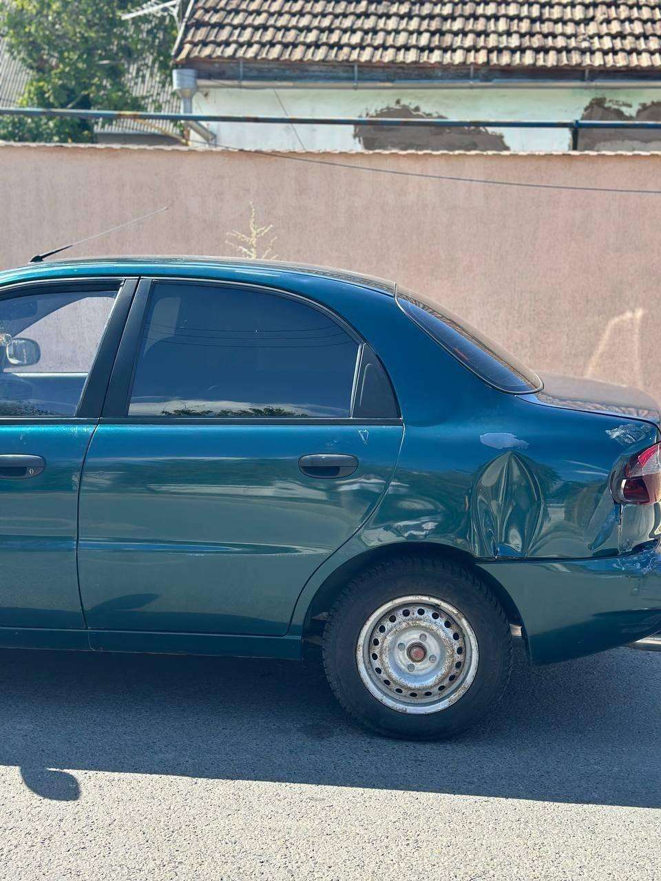 Daewoo Lanos 2007, Lanos 2007 бензин 1.5 седан Б/У Симферополь