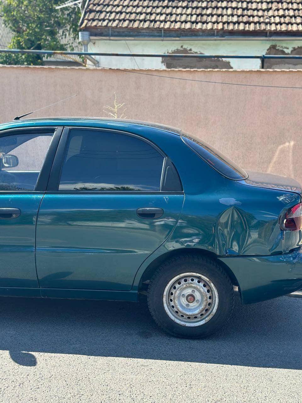 Daewoo Lanos 2007, Lanos 2007 бензин 1.5 седан Б/У Симферополь