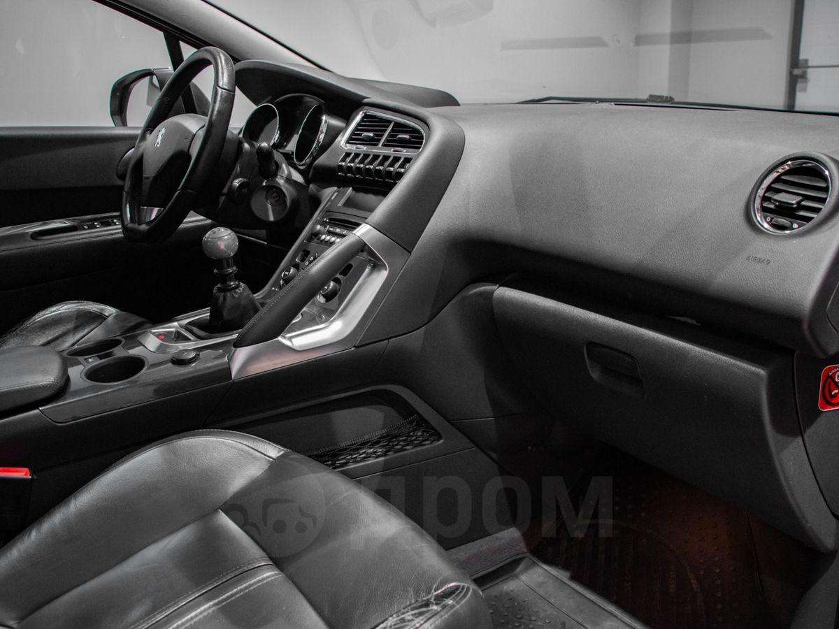 Peugeot 3008 2012, 3008 2012 бензин 1.6 внедорожник Б/У Екатеринбург