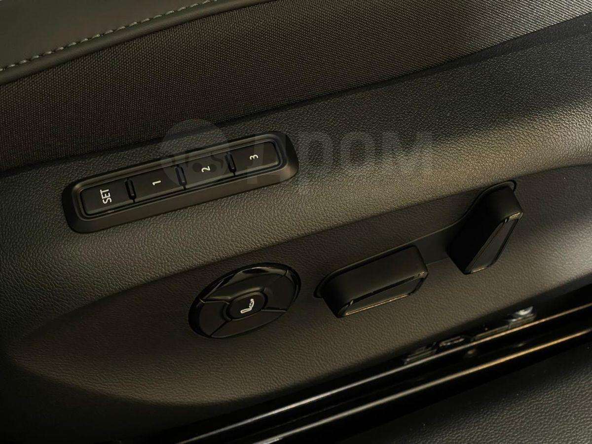 Volkswagen Passat 2024, Passat 2024 бензин 2 седан Б/У Москва