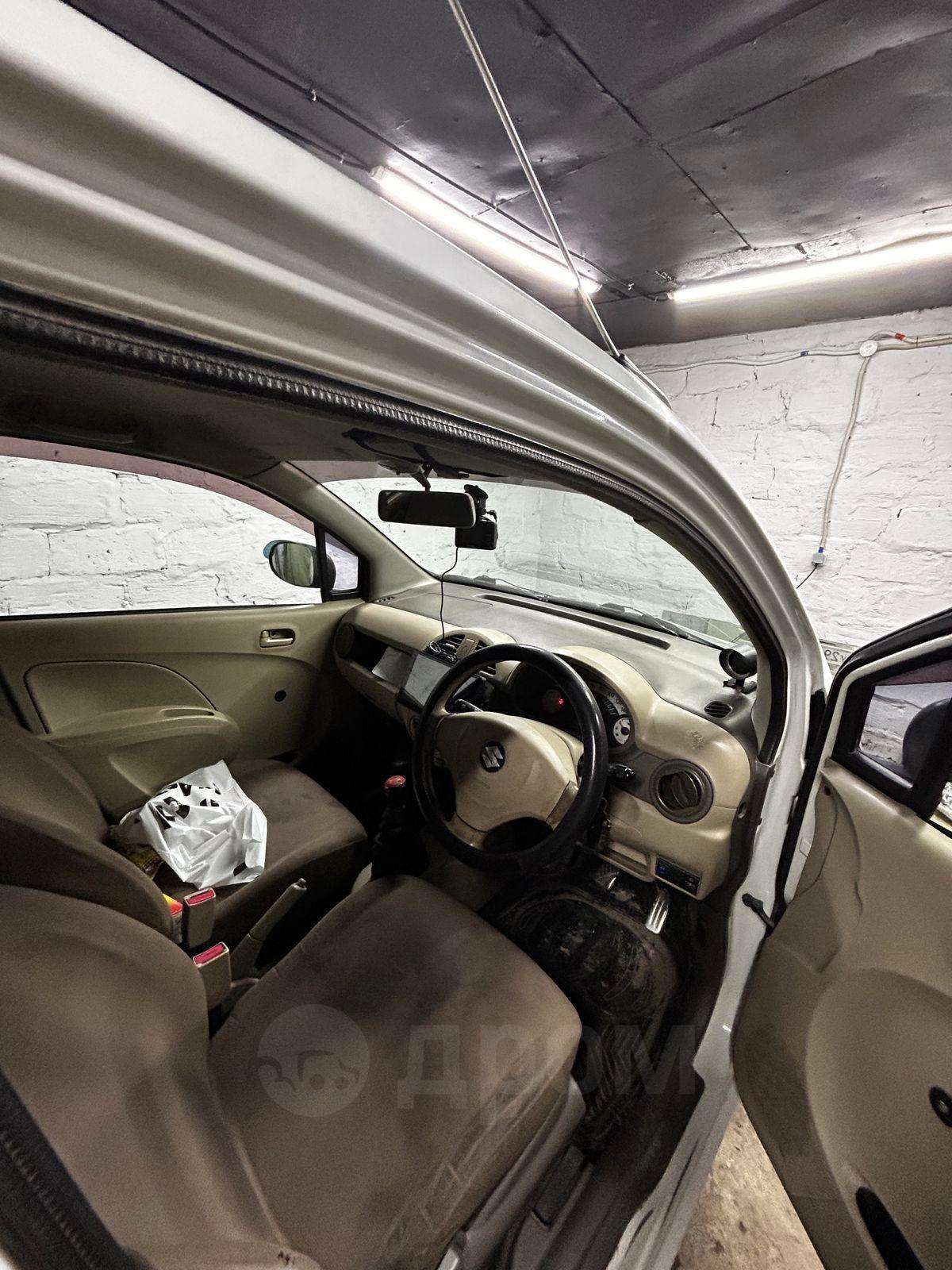 Suzuki Alto 2010, Alto 2010 бензин 0.7 хэтчбек Б/У Иркутск