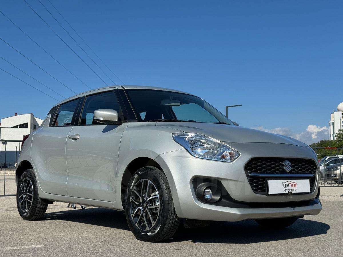 Suzuki Swift 2023, Swift 2023 бензин 1.2 хэтчбек Б/У Севастополь